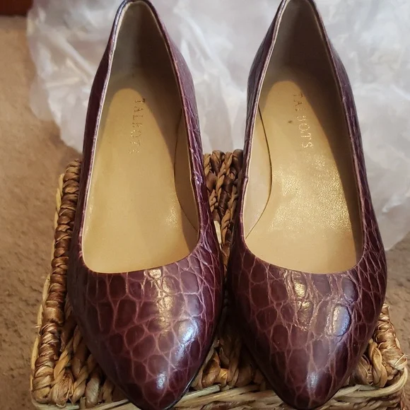 TALBOT'S animal print ballerina flats...size 7.. EXCELLENT - Picture 3 of 7